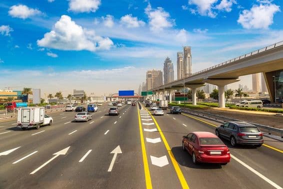 Dubai 6-lane road with cars.