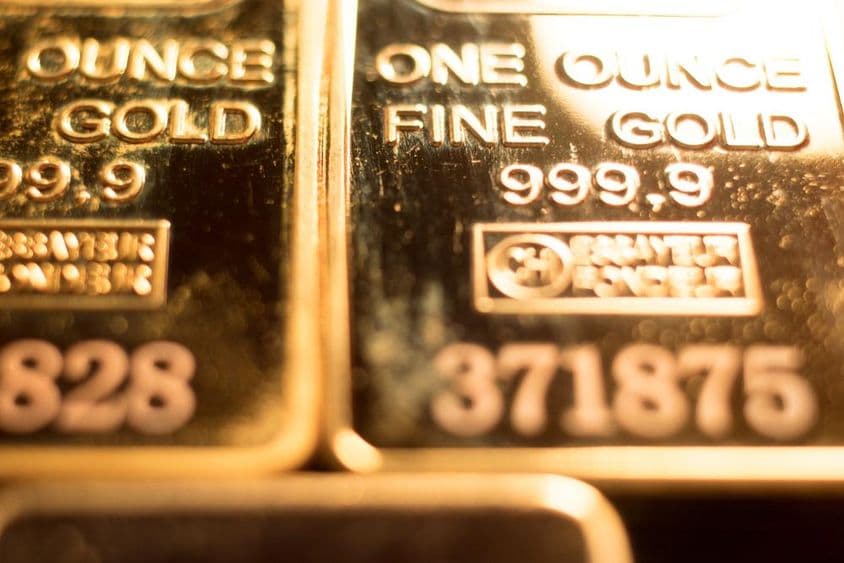 Gold 999.9 purity.