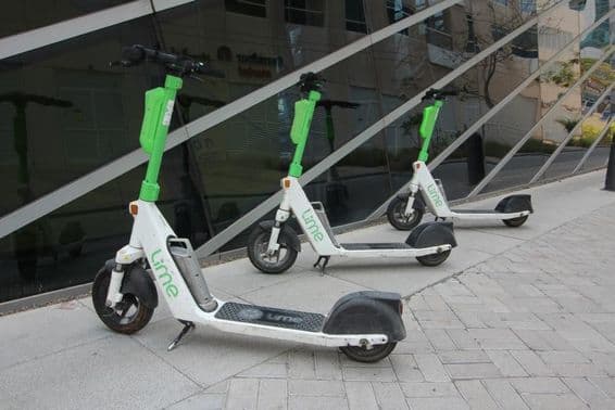 RTA e-scooter rental in Dubai.