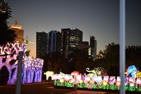The Dubai Garden is a park featuring dazzling light shows and handcrafted sculptures.