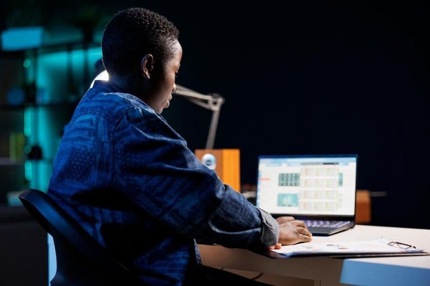 Online financial and forex trading.