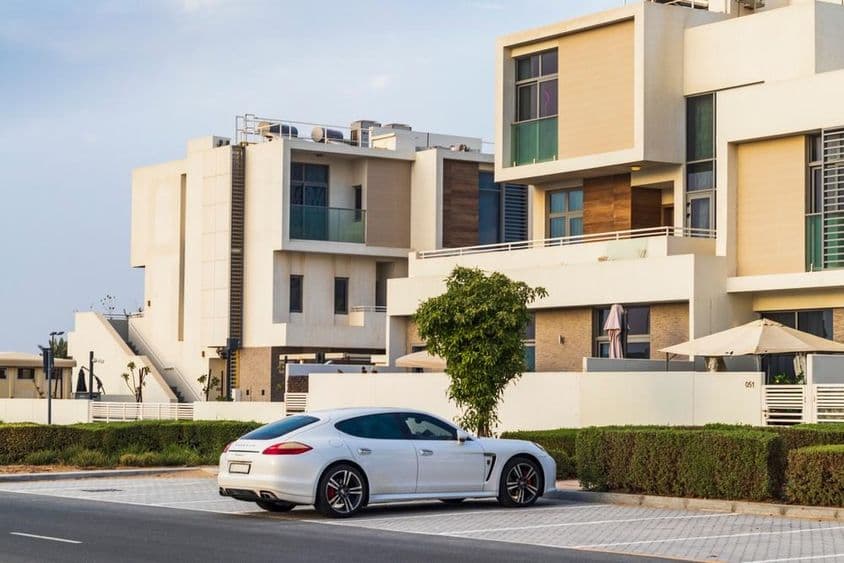 Modern townhouse in Dubai's southern district.