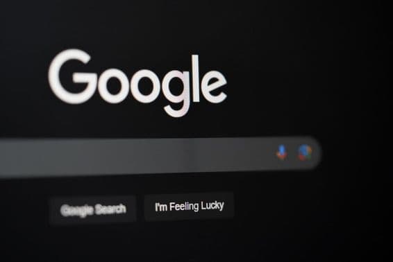 Google search on a computer screen in Dubai.