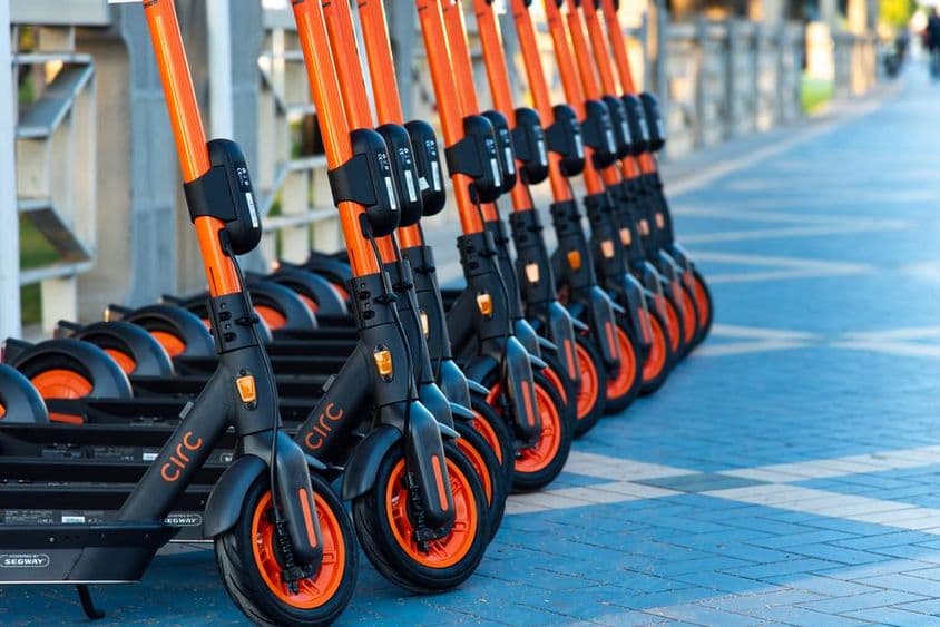 Circ e-scooter rental on the promenade in Abu Dhabi.