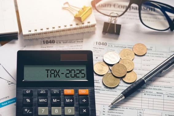 Tax 2025 calculator with tax form, planning and accounting profit statement.