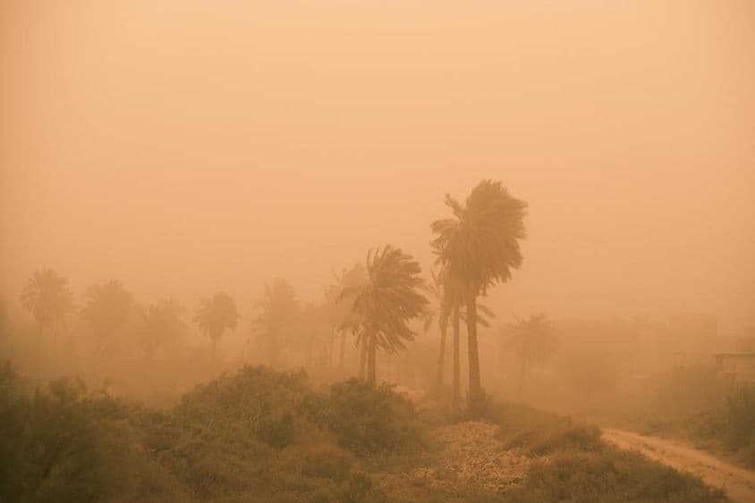 Sandstorm in the city of Basra.