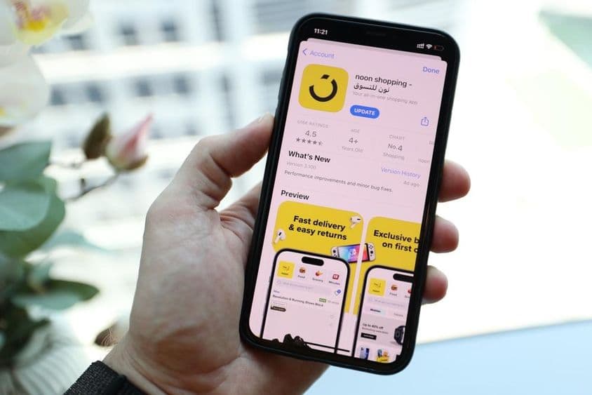 Noon app on an Apple iPhone 14 smartphone.