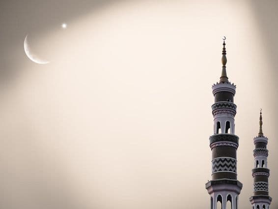 United Arab Emirates mosque during Ramadan.