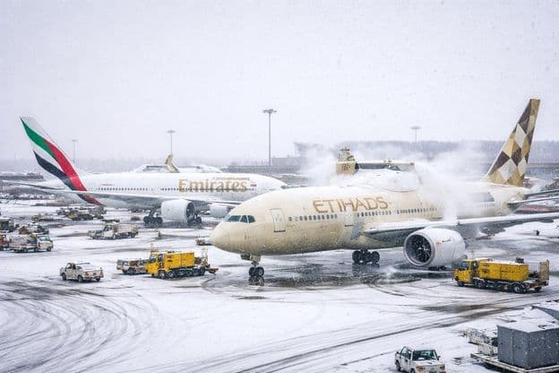 Winter storm air chaos