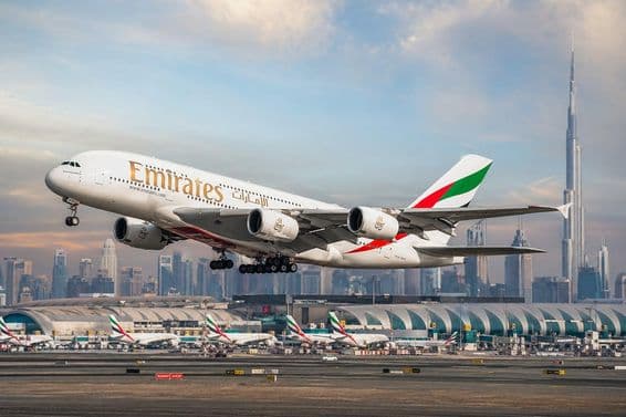 Dubai air traffic restart