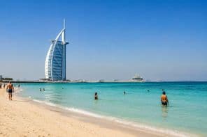 Dubai beachside Sunday